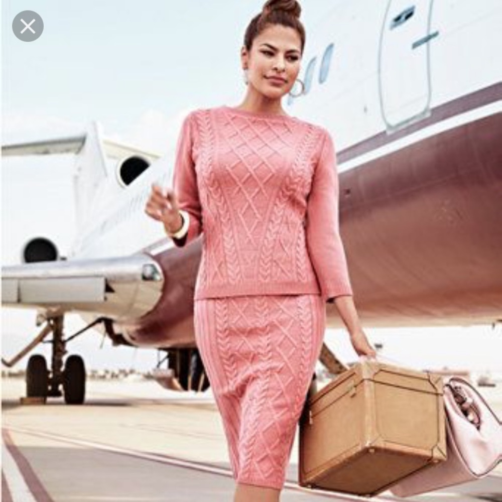 Pink sweater skirt by New York and Company
